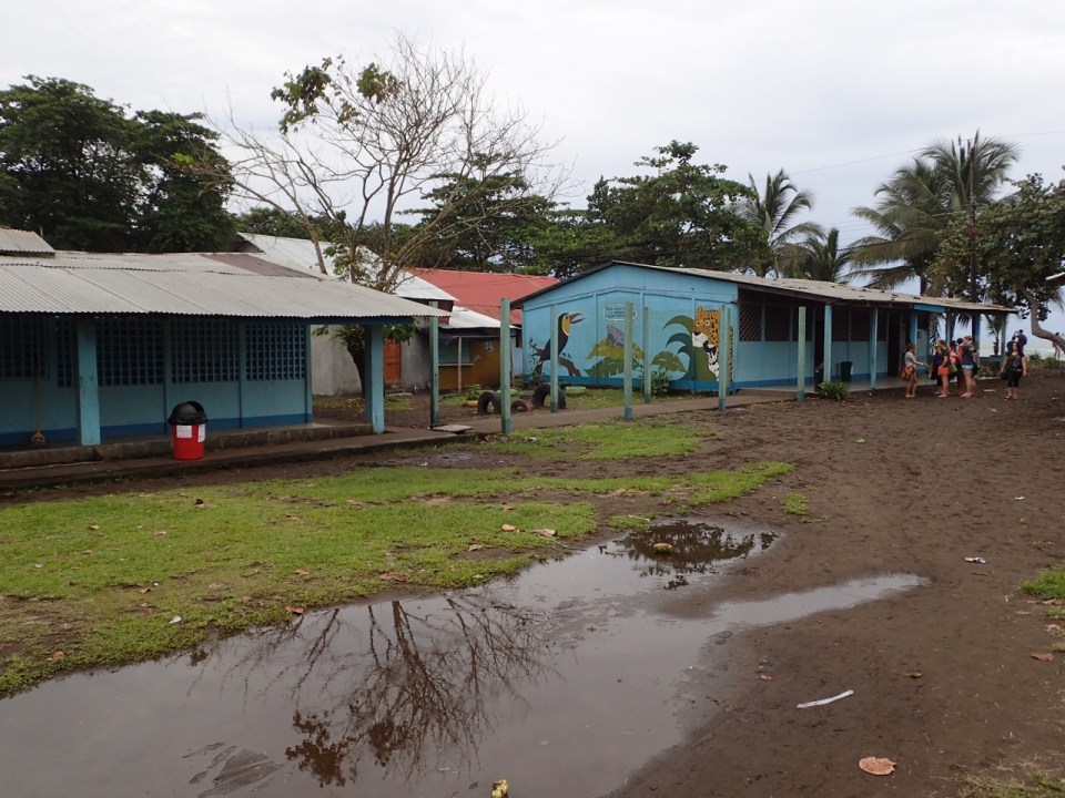 The school in Tortoguero.